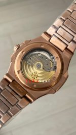 Patek Philippe Nautilus Diamond 5711 Siyah Kadran 40 mm 5711 Rose Replika Saat