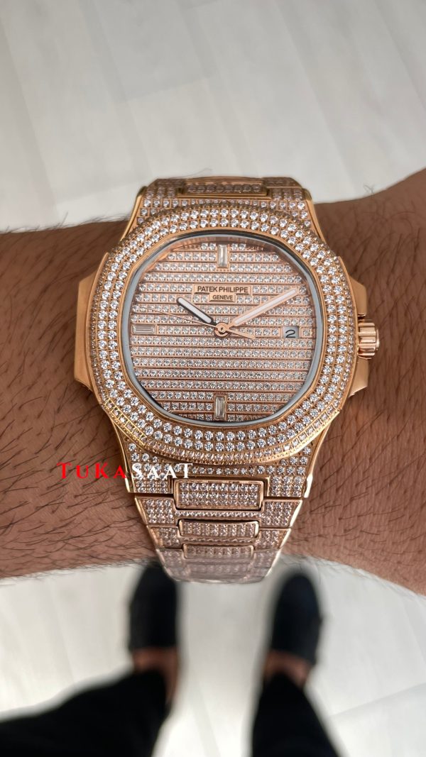 Patek Philippe Nautilus Diamond 5711 Taşlı Rose 40 mm Replika Saat