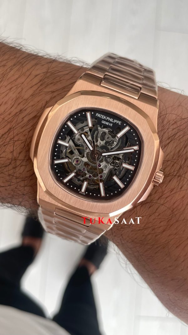 Patek Philippe Nautilus İskelet 5711 Rose 40 mm Skeleton Replika Saat Patek Philippe Nautilus İskelet 5711 Rose 40 mm Skeleton Replika Saat