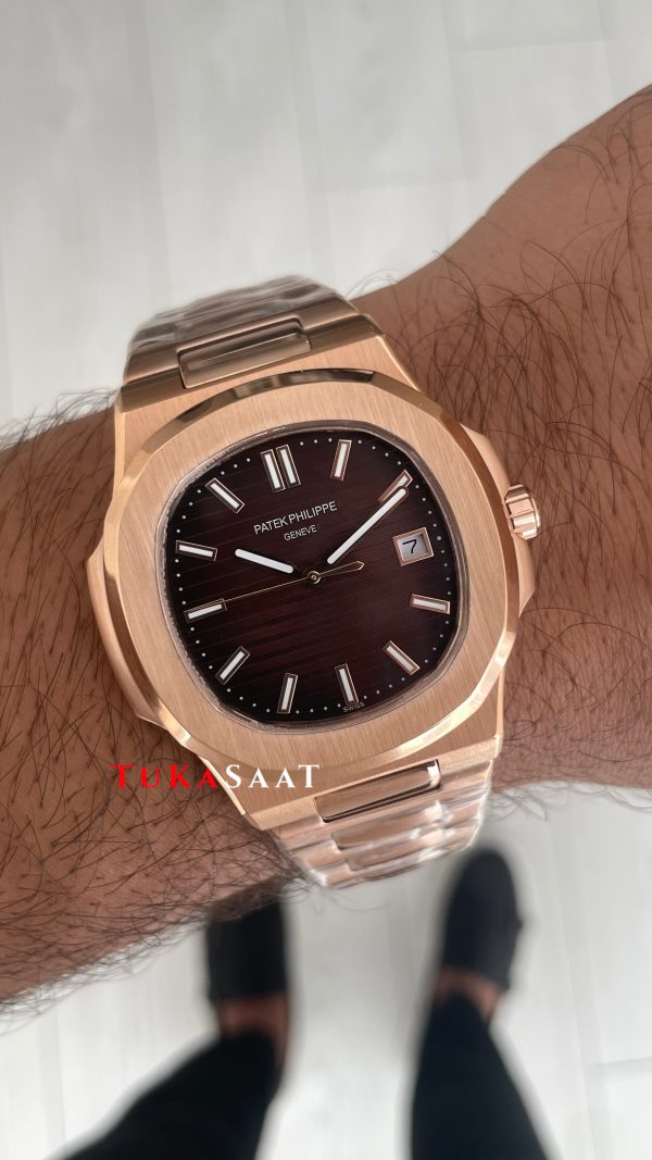 Patek Philippe Nautilus Kahverengi Kadran 5711 Rose 40mm Replika Saat