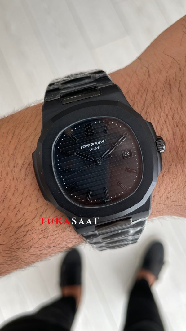 Patek Philippe Nautilus Siyah Kadran 5711 PVD Black 40 mm Replika Saat