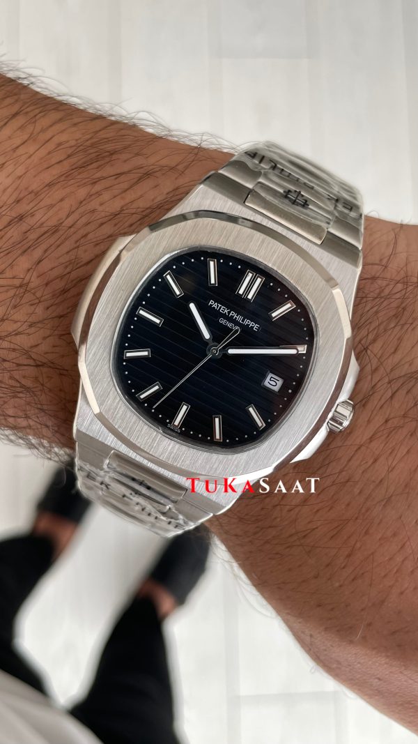 Patek Philippe Nautilus Siyah Kadran 5711 Silver 40 mm Replika Saat Patek Philippe Nautilus Siyah Kadran 5711 Silver 40 mm Replika Saat