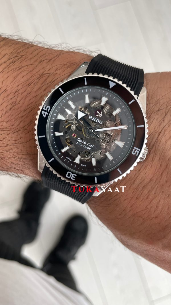 Rado Captain Cook iskelet Siyah Kauçuk Rado Captain Cook iskelet Siyah Kauçuk