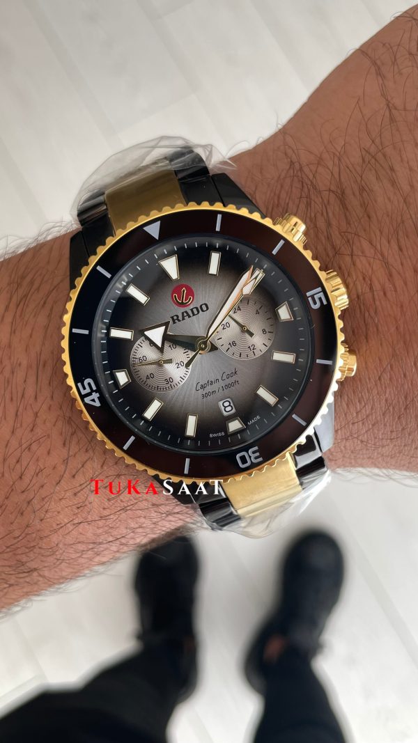Rado Captain Cook Siyah Chronograph Gold & Black PVD