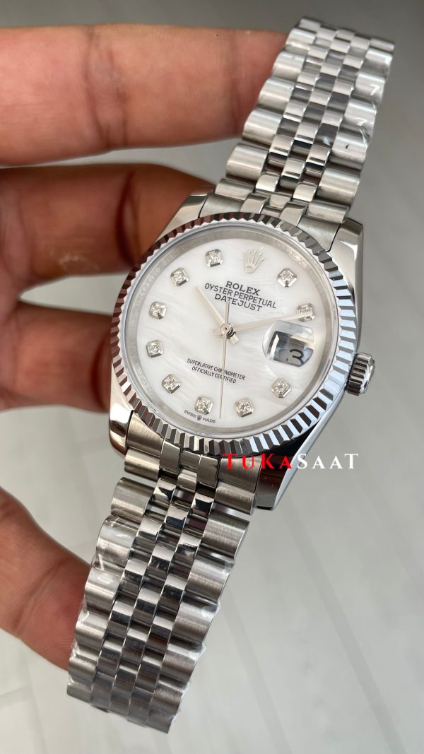 Rolex Datejust Taşlı Beyaz Kadın Saati 126233 Mother of Pearl Diamond White Dial Two Tone 36 mm Jubilee Replika Saat Rolex Datejust Taşlı Beyaz Kadın Saati 126233 Mother of Pearl Diamond White Dial Two Tone 36 mm Jubilee Replika Saat