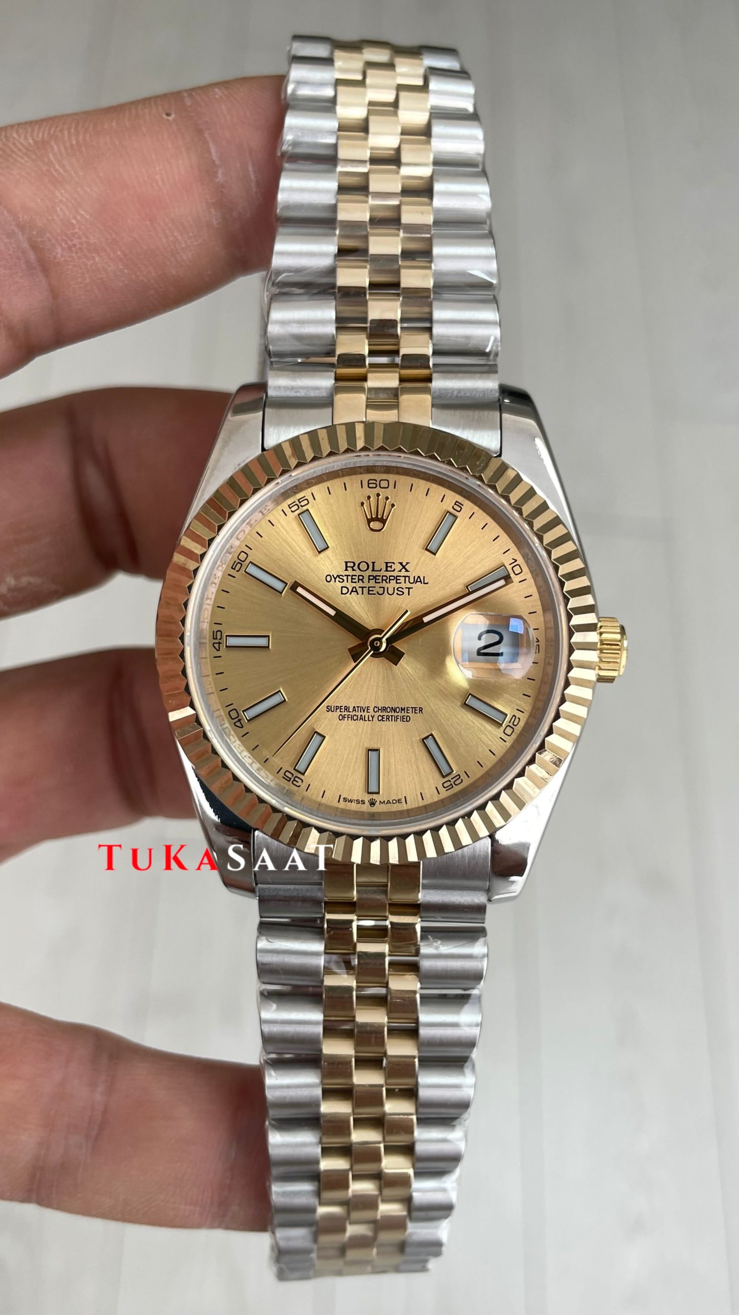 Rolex Datejust Champagne 126333 Jubilee Two Tone Gold Şampanya Kadran 41mm Replika Saat Rolex Datejust Champagne 126333 Jubilee Two Tone Gold Şampanya Kadran 41mm Replika Saat