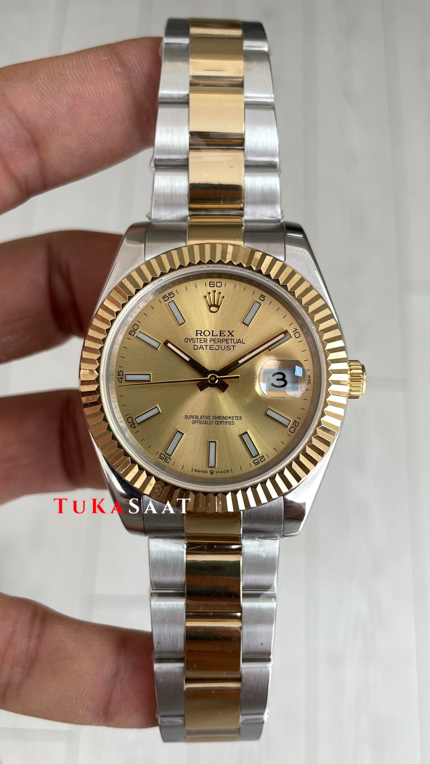 Rolex Datejust Champagne 126333 Oyster Two Tone Gold Şampanya Kadran 41mm Replika Saat Rolex Datejust Champagne 126333 Oyster Two Tone Gold Şampanya Kadran 41mm Replika Saat