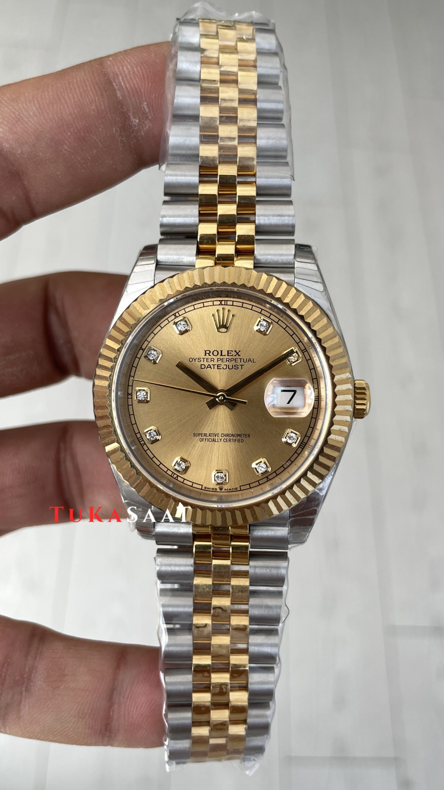 Rolex Datejust Champagne Diamond Dial 126333 Jubilee Two Tone Gold 41mm Swiss ETA Saat Copy Clean Rolex Datejust Champagne Diamond Dial 126333 Jubilee Two Tone Gold 41mm Swiss ETA Saat Copy Clean