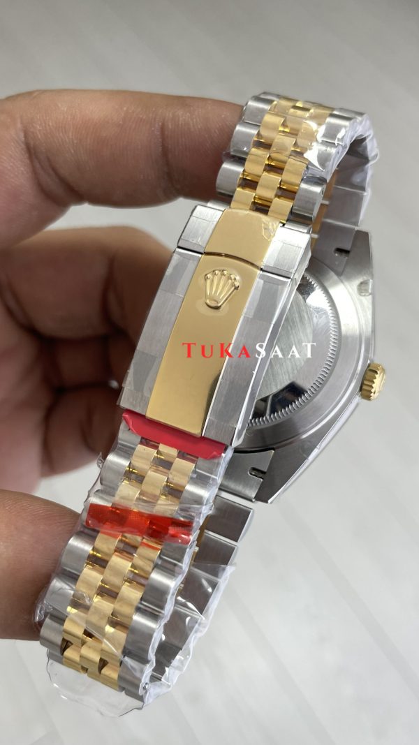 Rolex Datejust Champagne Diamond Dial 126333 Jubilee Two Tone Gold 41mm Swiss ETA Saat Copy Clean Rolex Datejust Champagne Diamond Dial 126333 Jubilee Two Tone Gold 41mm Swiss ETA Saat Copy Clean