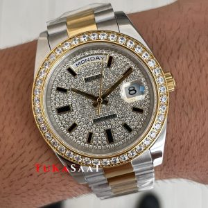 Rolex Day Date Pave Baguette Diamond 40mm Taşlı Kadran Two Tone Gold Replika Saat