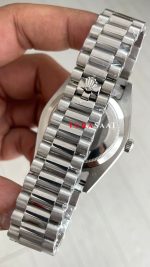 Rolex Day Date Siyah 228239 Black Roman Dial 40mm Replika Saat - Görsel 8