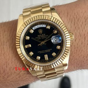 Rolex Day Date Siyah 228238 Diamond Black Dial Gold 40mm Replika Saat