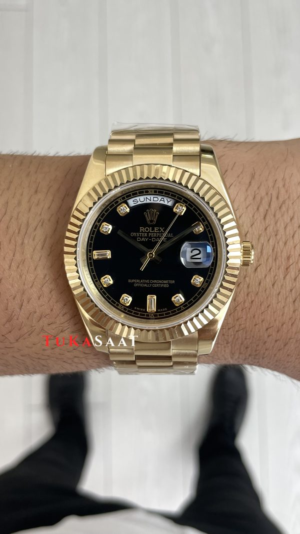 Rolex Day Date Siyah 228238 Diamond Black Dial Gold 40mm Replika Saat
