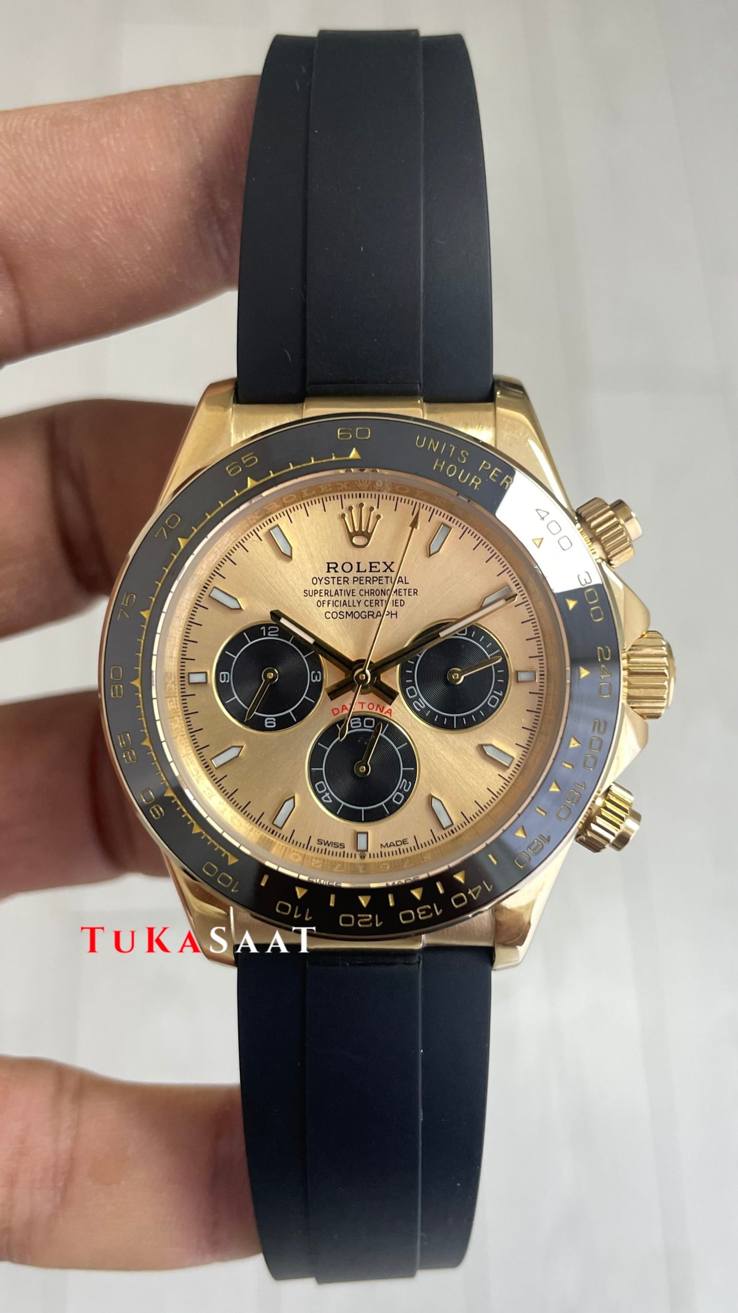Rolex Daytona Pikachu 126518LN Gold Oysterflex 40mm Replika Saat Rolex Daytona Pikachu 126518LN Gold Oysterflex 40mm Replika Saat