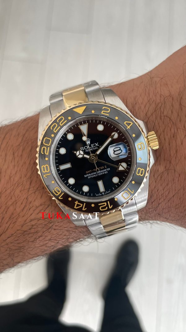 Rolex Green Arrow Gmt Master II 116713LN Two Tone Gold 40mm Replika Saat Rolex Green Arrow Gmt Master II 116713LN Two Tone Gold 40mm Replika Saat