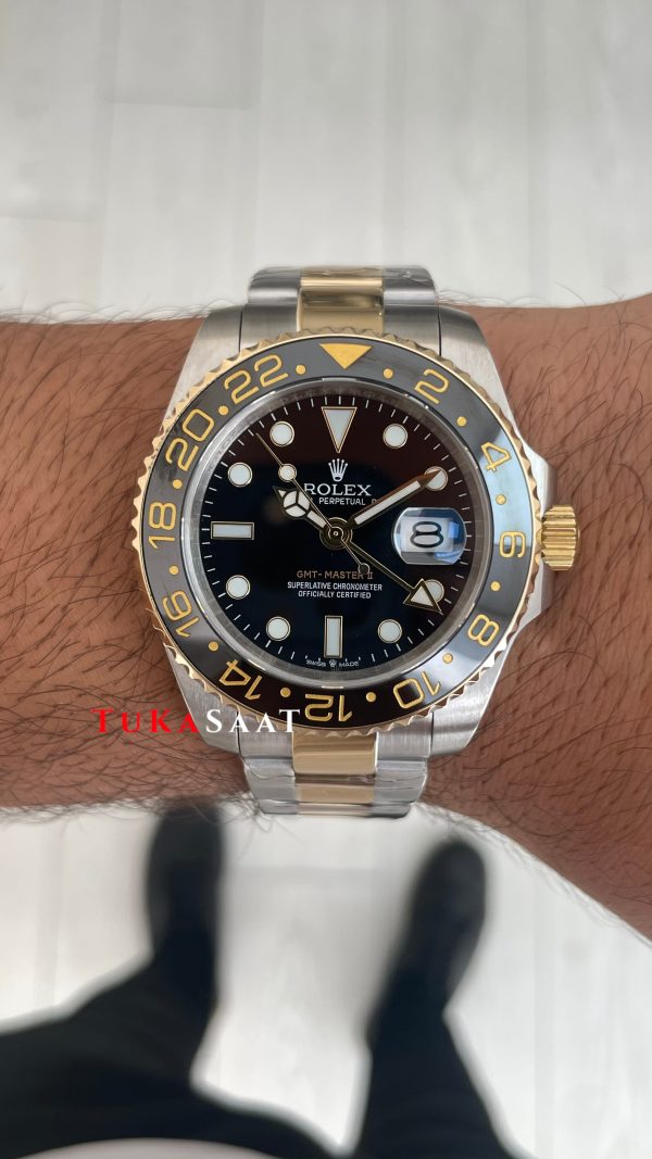 Rolex Green Arrow Gmt Master II 116713LN Two Tone Gold 40mm Replika Saat Rolex Green Arrow Gmt Master II 116713LN Two Tone Gold 40mm Replika Saat