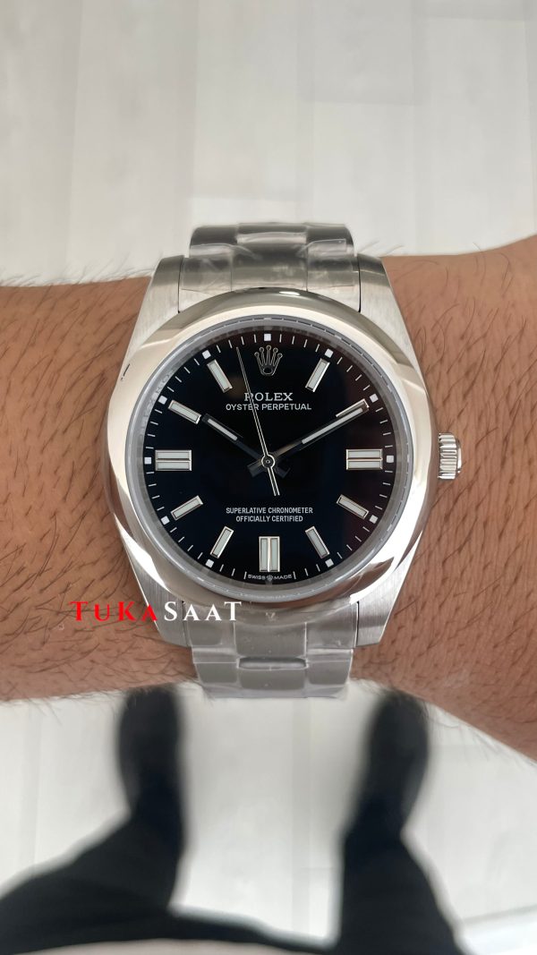 Rolex Oyster Perpetual 134300 Siyah 41mm Rolex Oyster Perpetual 134300 Siyah 41mm