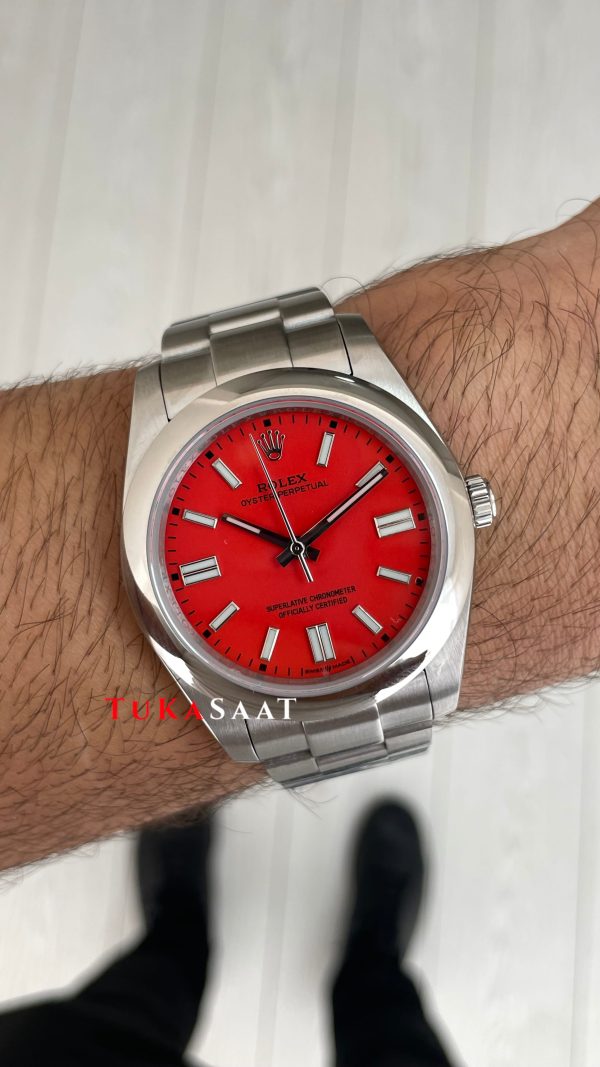 Rolex Oyster Perpetual Red Coral 124300 Mercan Kırmızı Kadran 41mm Replika Saat