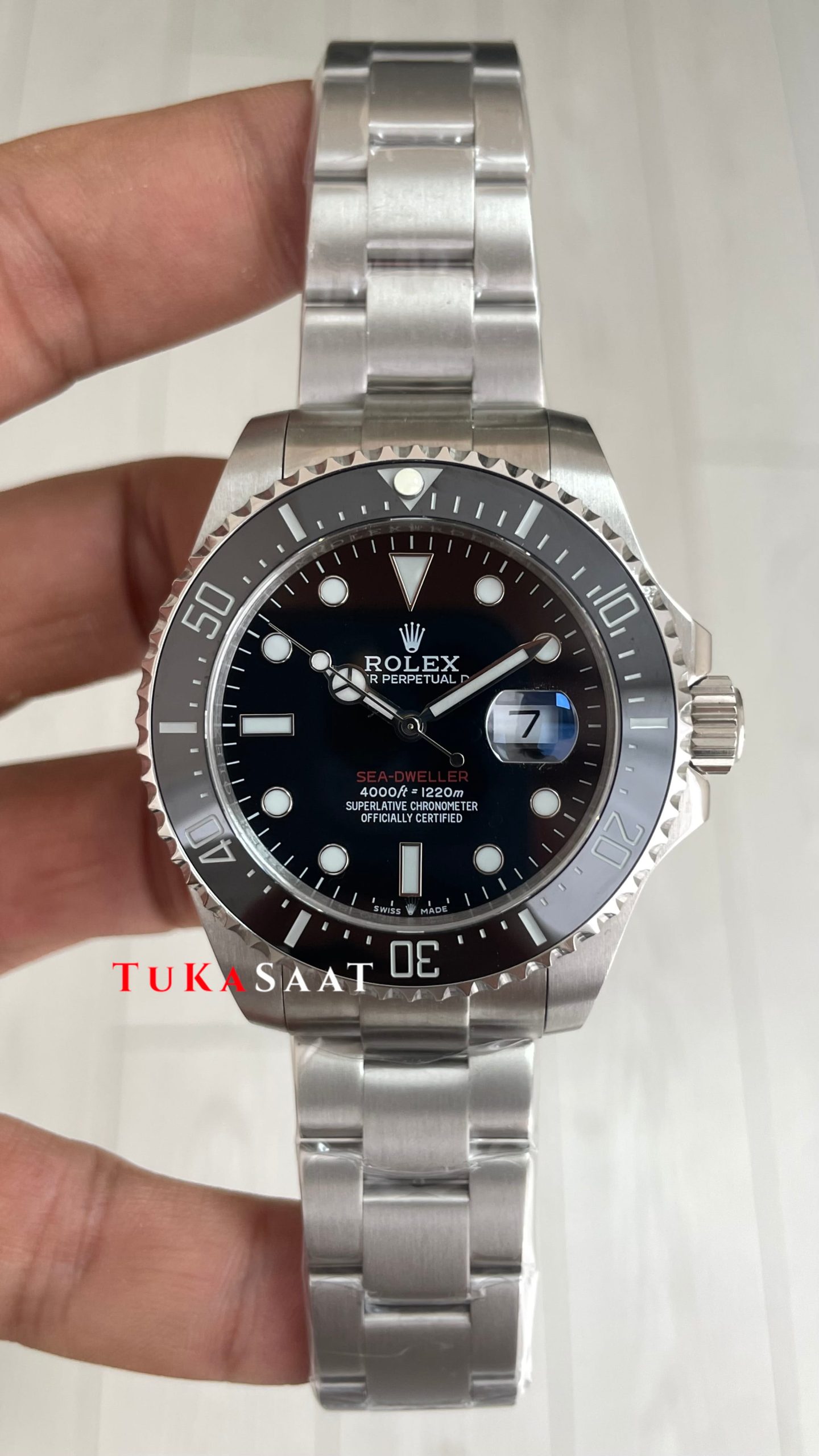 Rolex Sea-Dweller 126600 Oyster Red Text 43mm Rolex Sea-Dweller 126600 Oyster Red Text 43mm