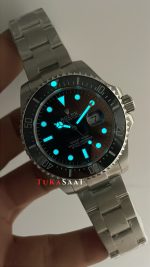 Rolex Sea-Dweller 126600 Oyster Red Text 43mm