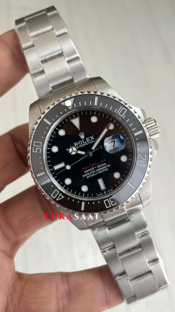 Rolex Sea-Dweller 126600 Oyster Red Text 43mm Rolex Sea-Dweller 126600 Oyster Red Text 43mm
