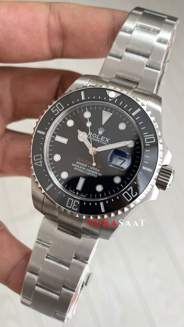Rolex Sea-Dweller 126600 Oyster Red Text 43mm Rolex Sea-Dweller 126600 Oyster Red Text 43mm