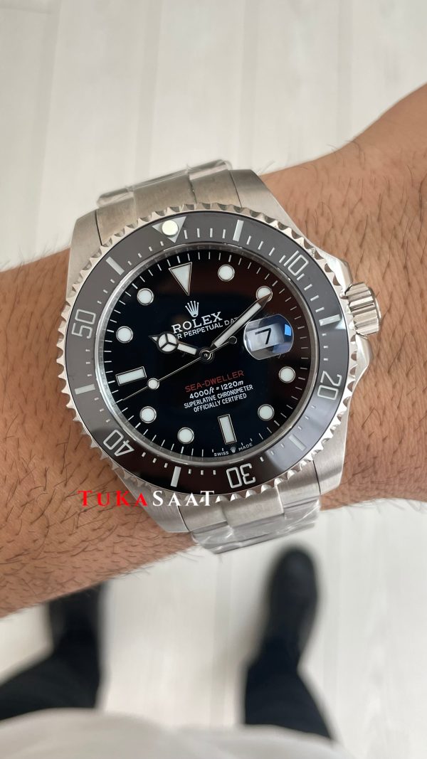 Rolex Sea-Dweller 126600 Oyster Red Text 43mm Rolex Sea-Dweller 126600 Oyster Red Text 43mm