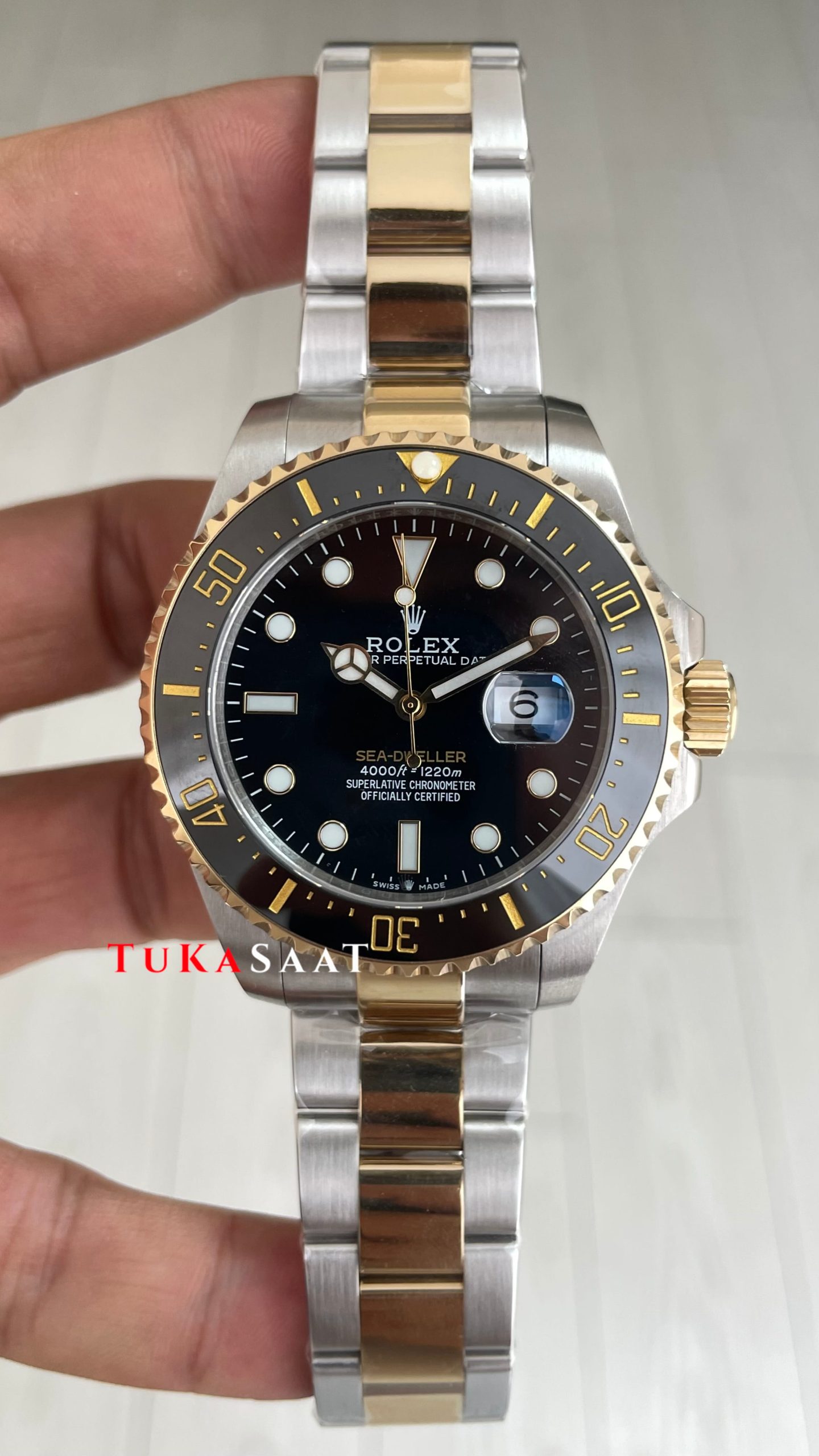 Rolex Sea Dweller 126603 Two Tone Gold 43mm Replika Saat Rolex Sea Dweller 126603 Two Tone Gold 43mm Replika Saat
