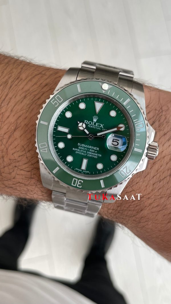 Rolex Submariner Hulk 116610LV Yeşil Kadran 40mm Replika Saat
