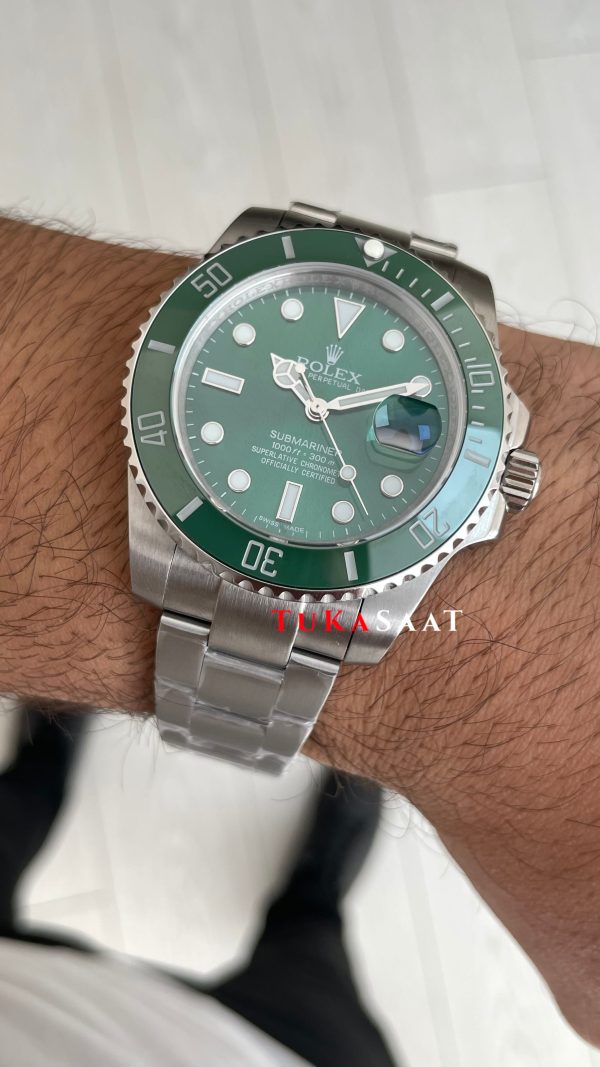 Rolex Submariner Hulk 116610LV Yeşil Kadran 40mm Replika Saat