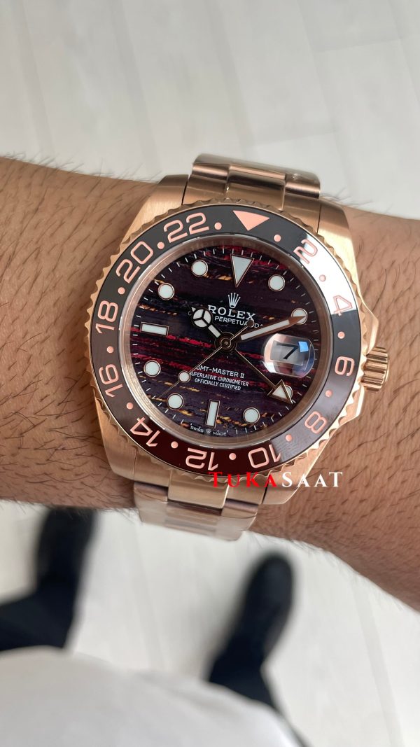 Rolex Tiger Iron Dial Chocolate 126715CHNR Gmt Master II Oyster 40mm Everosegold Replika Saat Rolex Tiger Iron Dial Chocolate 126715CHNR Gmt Master II Oyster 40mm Everosegold Replika Saat