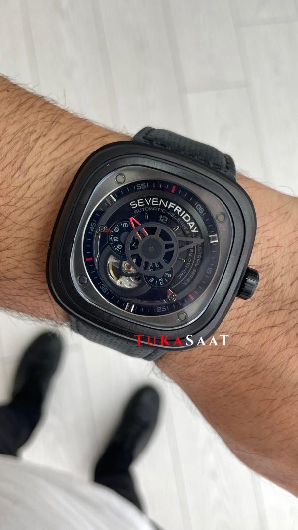 SevenFriday P Series Siyah P3/01 PVD Black 47mm Replika Saat SevenFriday P Series Siyah P3/01 PVD Black 47mm Replika Saat