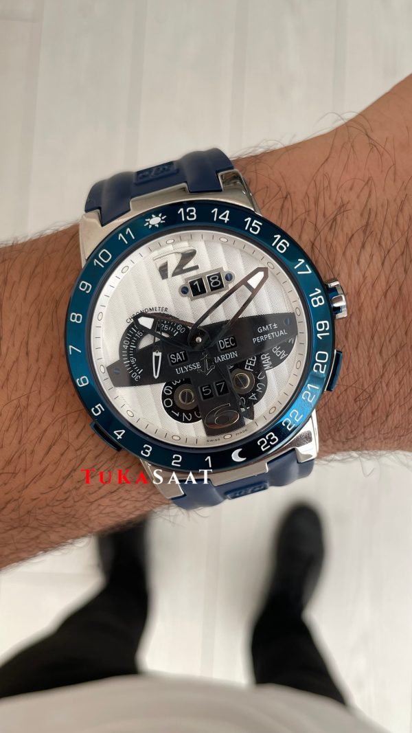 Ulysse Nardin El Toro GMT Perpetual Calendar Executive Beyaz Kadran 43mm Blue Silver Replika Saat