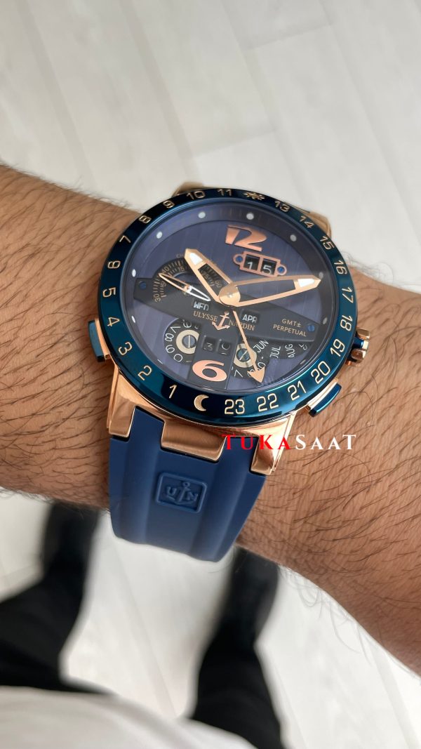 Ulysse Nardin El Toro GMT Perpetual Calendar Executive Mavi Kadran 43mm Rose Replika Saat