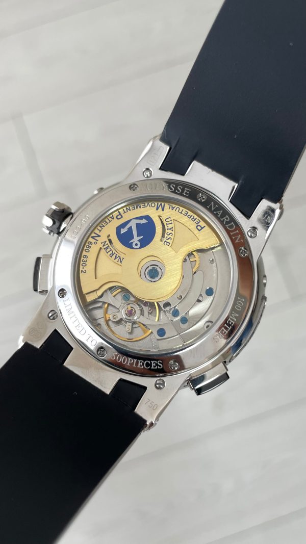 Ulysse Nardin El Toro GMT Perpetual Executive Siyah Kadran 43mm Replika Saat