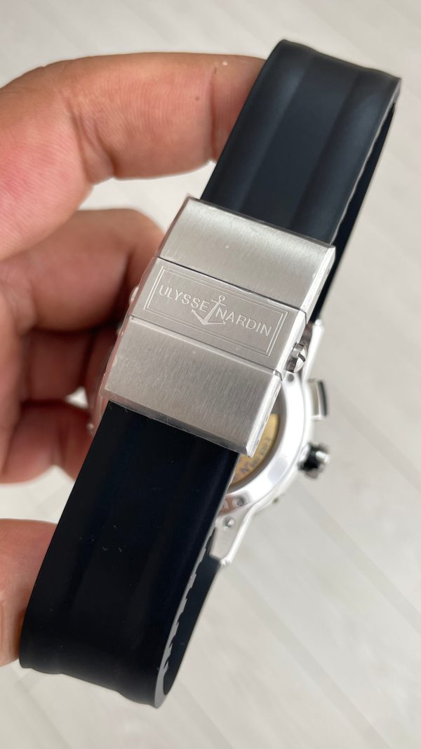 Ulysse Nardin El Toro GMT Perpetual Executive Siyah Kadran 43mm Replika Saat