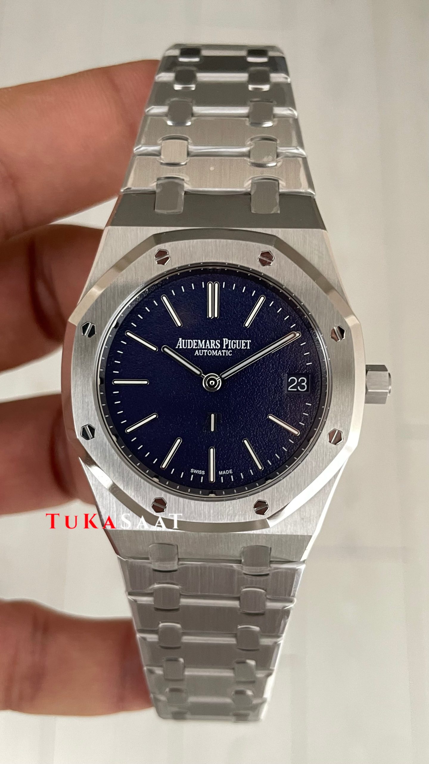 Audemars Piguet Royal Oak Jumbo Extra Thin Tuscan Dial 16202BC Mavi Kadran 39mm Super Clone ETA Swiss ZF Factory Audemars Piguet Royal Oak Jumbo Extra Thin Tuscan Dial 16202BC Mavi Kadran 39mm Super Clone ETA Swiss ZF Factory