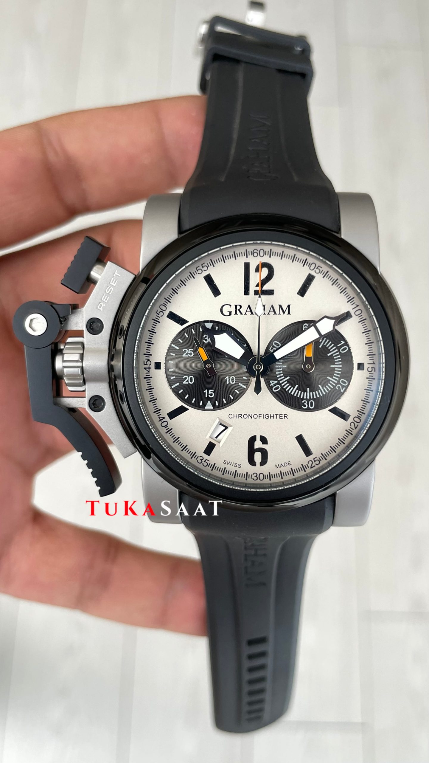 Graham Chronofighter Oversize Beyaz 47mm Replika Saat Graham Chronofighter Oversize Beyaz 47mm Replika Saat