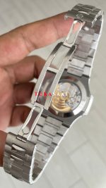 Patek Philippe Nautilus 5726 Annual Calendar Moonphase Silver Mavi Kadran Super Clone Swiss ETA Saat GR Factory