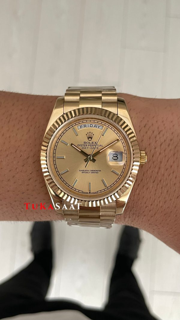 Rolex Day Date Champagne 228238 President 40mm Gold Replika Saat
