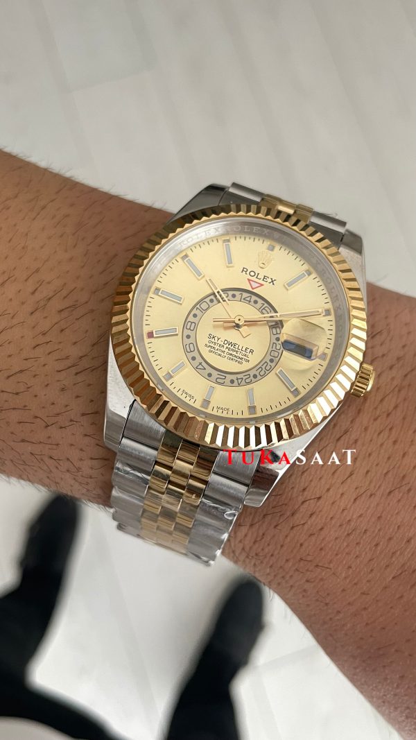 Rolex Sky Dweller Champagne 336933 Jubilee 42mm Two Tone Gold Replika Saat Rolex Sky Dweller Champagne 336933 Jubilee 42mm Two Tone Gold Replika Saat