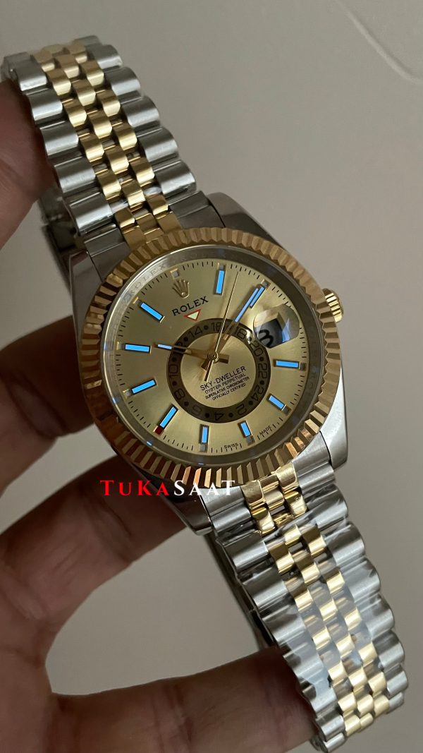 Rolex Sky Dweller Champagne 336933 Jubilee 42mm Two Tone Gold Replika Saat Rolex Sky Dweller Champagne 336933 Jubilee 42mm Two Tone Gold Replika Saat