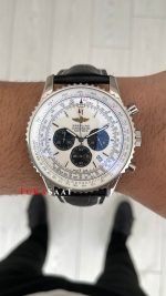 Breitling Navitimer B01 Chronograph Panda AB0127 Beyaz Kadran 45mm Erkek Kol Saati