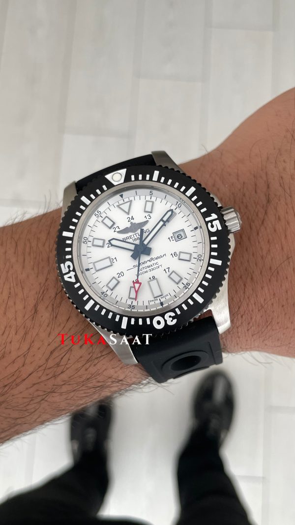 Breitling Superocean II Beyaz Y17393 Kauçuk 44mm Replika Saat