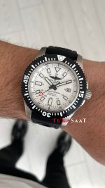 Breitling Superocean II Beyaz Y17393 Kauçuk 44mm Replika Saat