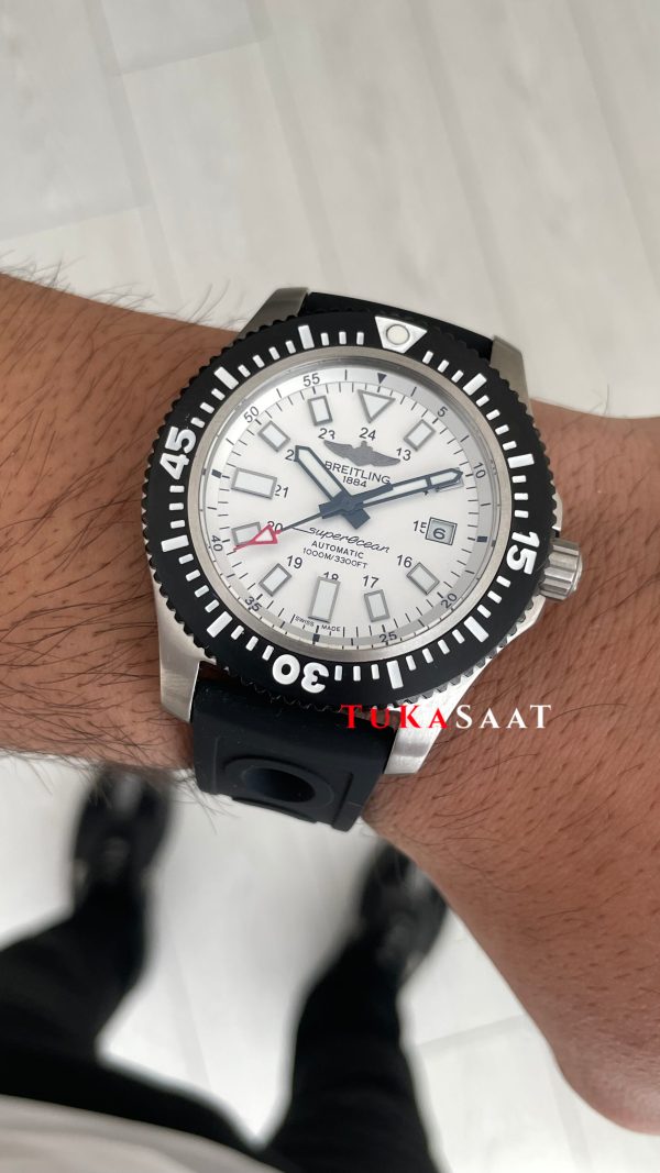 Breitling Superocean II Beyaz Y17393 Kauçuk 44mm Replika Saat
