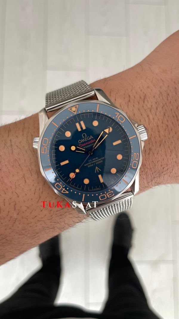 Omega Seamaster Diver 300M James Bond 007 Mavi Kadran 42mm Replika Saat