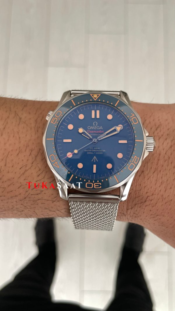 Omega Seamaster Diver 300M James Bond 007 Mavi Kadran 42mm Replika Saat