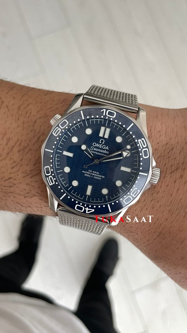Omega Seamaster Diver 300M James Bond 007 Mavi Kadran 60th Anniversary 42mm Replika Saat