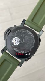 Panerai Luminor Marina Carbotech PAM01526 Yeşil 44mm Erkek Kol Saati
